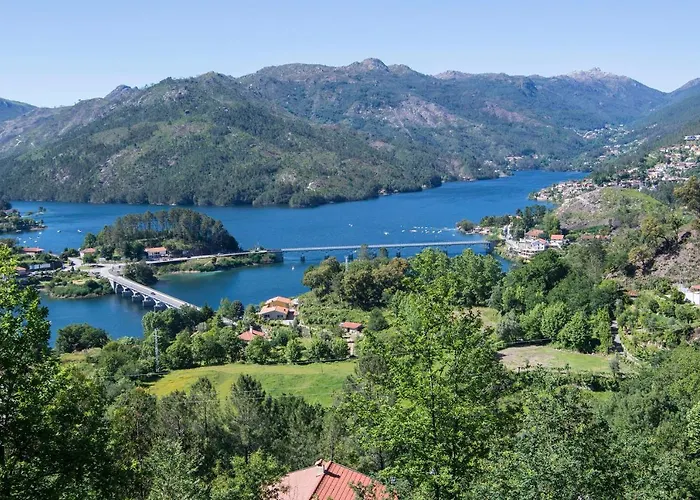 Welcome To Geres-green View Chalet *